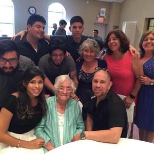 Meet your Posher, Warner